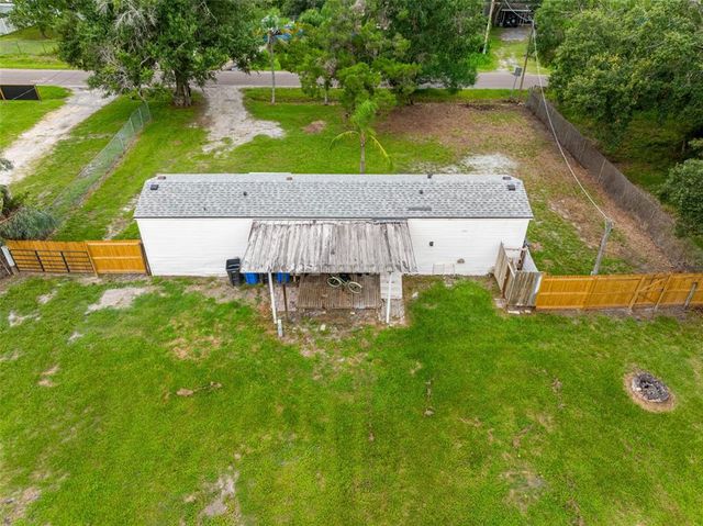 8714 N MEADOWVIEW CIRCLE, Tampa, FL 33625