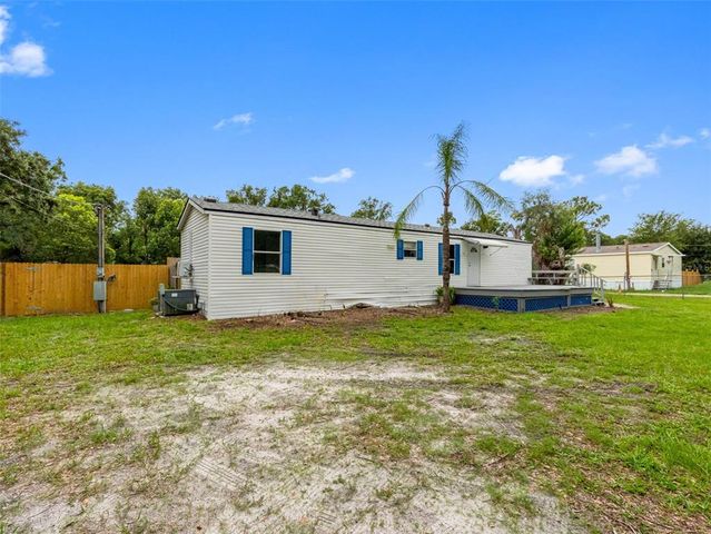 8714 N MEADOWVIEW CIRCLE, Tampa, FL 33625