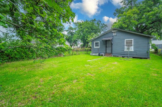 7988 Joy Street, Houston, TX 77028