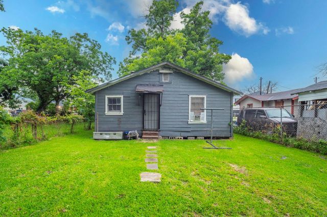 7988 Joy Street, Houston, TX 77028