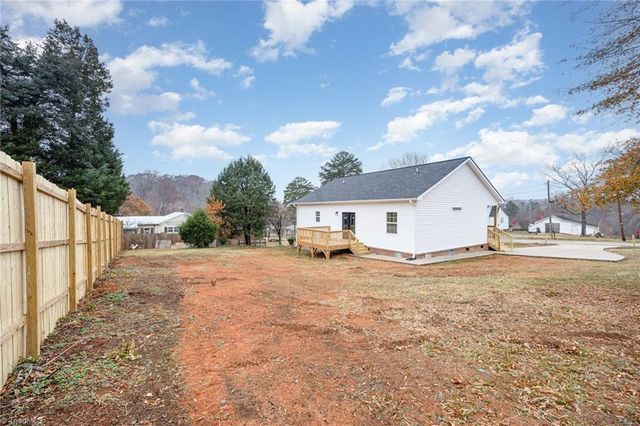 203 Reich Street, Lexington, NC 27292