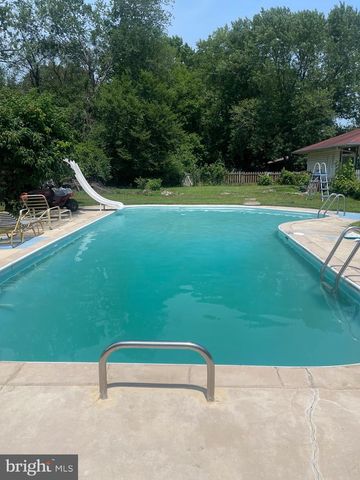 12846 OWENS DR, Waldorf, MD 20602
