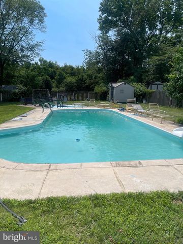 12846 OWENS DR, Waldorf, MD 20602