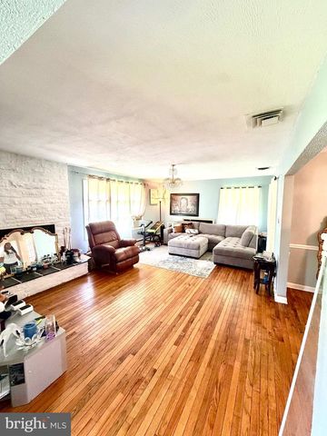 12846 OWENS DR, Waldorf, MD 20602