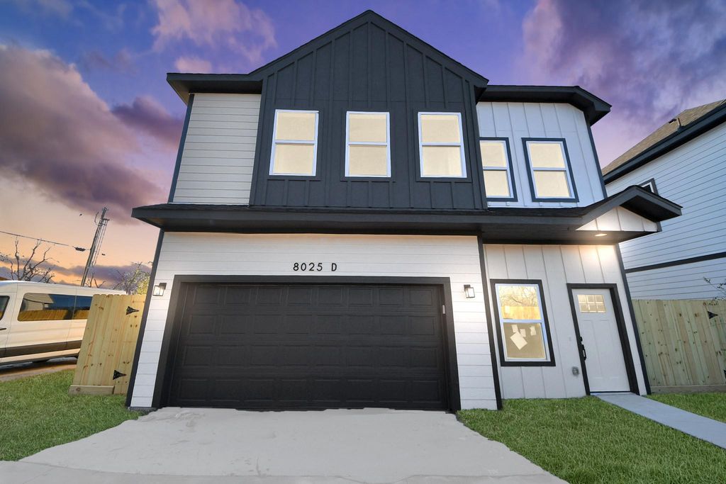 8025 Peachtree Street D, Houston, TX 77016