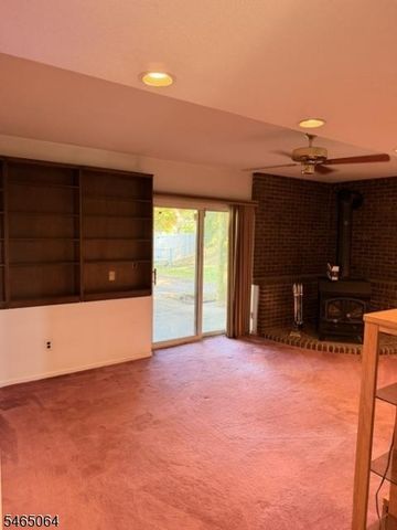 7 Garden St, East Hanover Twp., NJ 07936