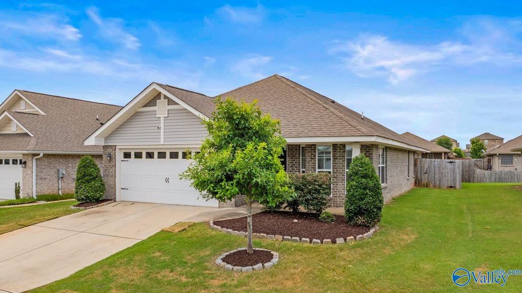 127 Ardsley Drive, Madison, AL 35756