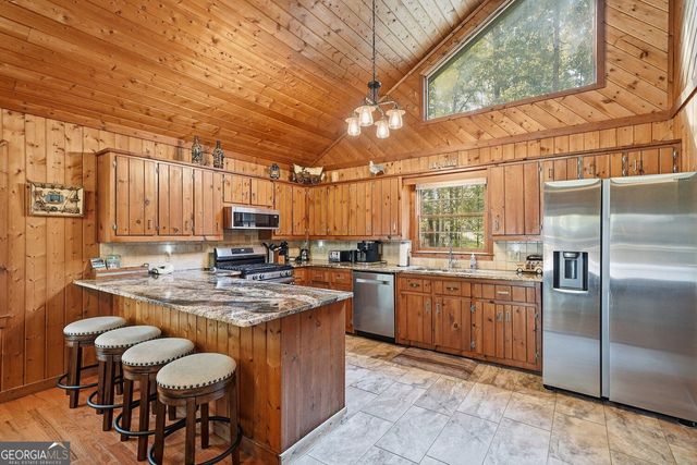 137 Ridge Crest Court, Ellijay, GA 30540