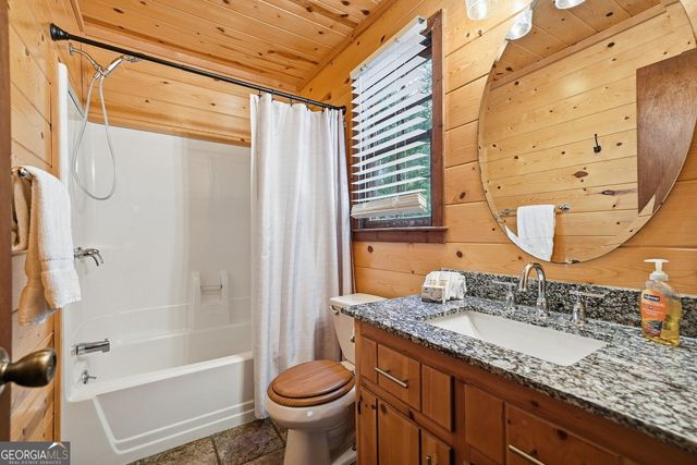 137 Ridge Crest Court, Ellijay, GA 30540