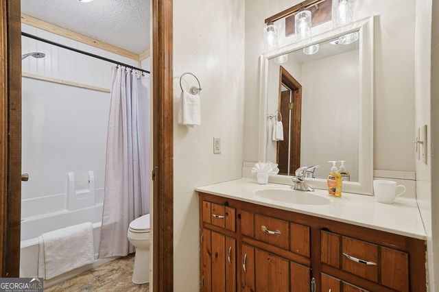 137 Ridge Crest Court, Ellijay, GA 30540