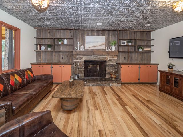 1021 Hol Hi Drive, Kalamazoo, MI 49008