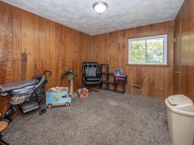 1021 Hol Hi Drive, Kalamazoo, MI 49008