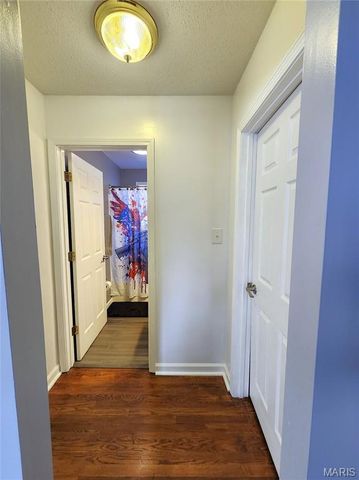 2415 WOODLAWN Avenue, Granite City, IL 62040