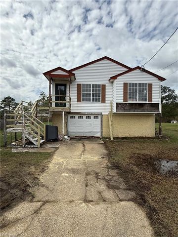 208 Ridge RD, Poquoson, VA 23662