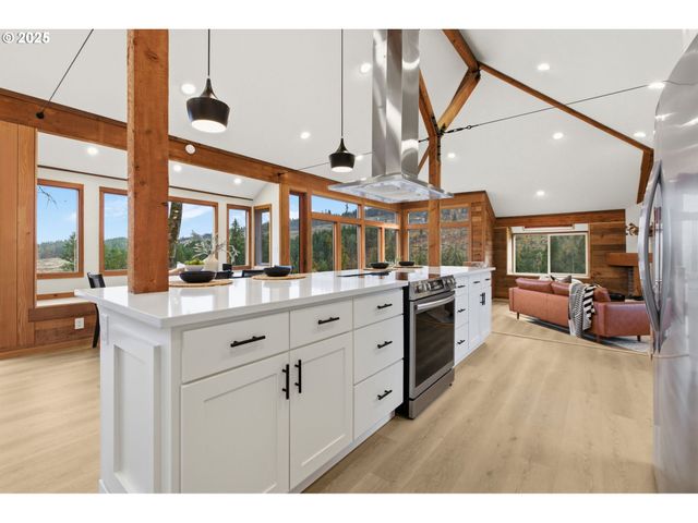 37308 HIGHWAY 58, Pleasant Hill, OR 97455