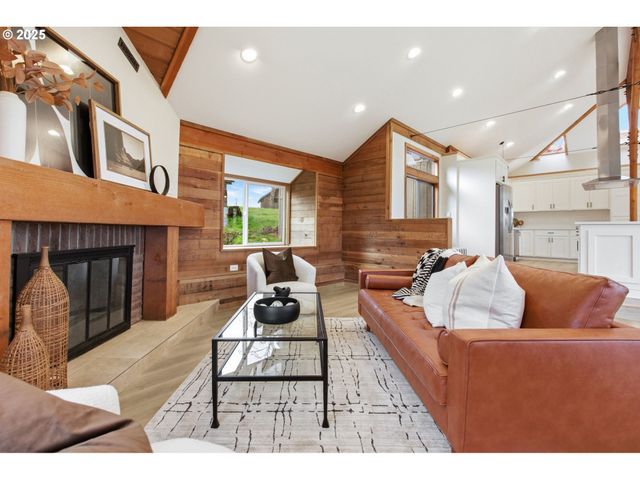 37308 HIGHWAY 58, Pleasant Hill, OR 97455