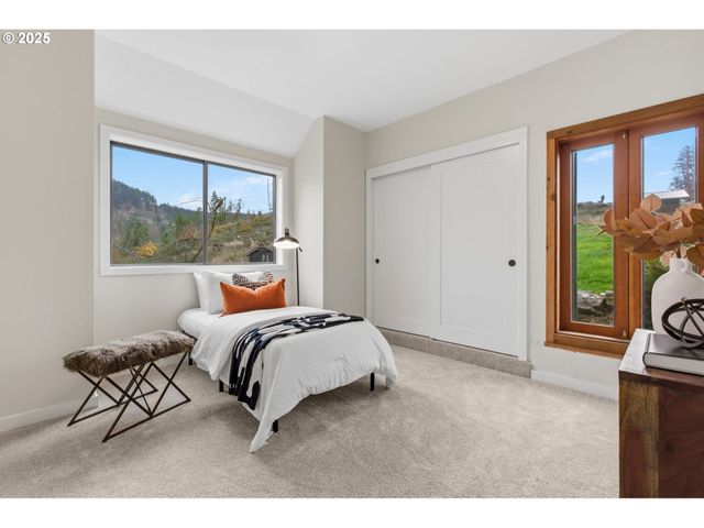 37308 HIGHWAY 58, Pleasant Hill, OR 97455