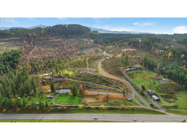 37308 HIGHWAY 58, Pleasant Hill, OR 97455