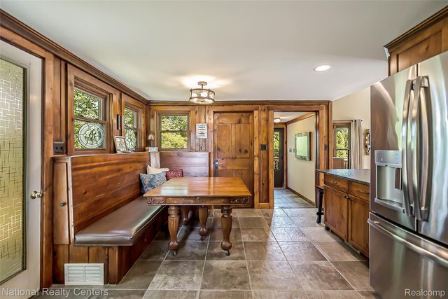 3847 Jackson Boulevard, White Lake Charter Township, MI 48383