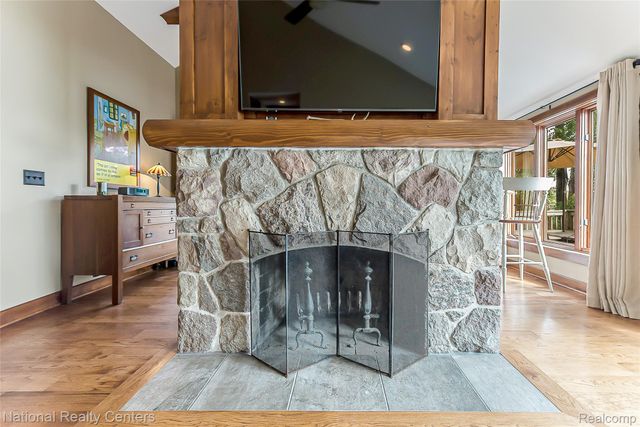 3847 Jackson Boulevard, White Lake Charter Township, MI 48383