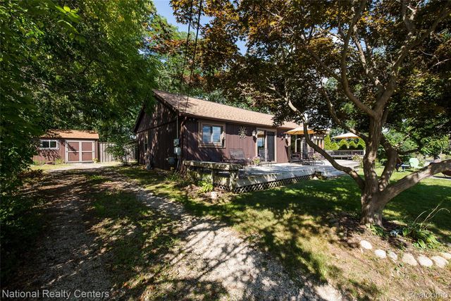3847 Jackson Boulevard, White Lake Charter Township, MI 48383