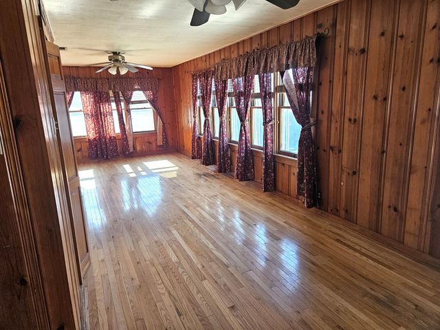 804 S Water Avenue, Sonora, TX 76950