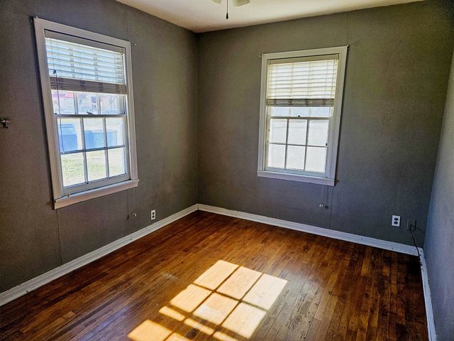 804 S Water Avenue, Sonora, TX 76950