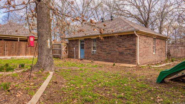9 Burnett Circle, Greenbrier, AR 72058