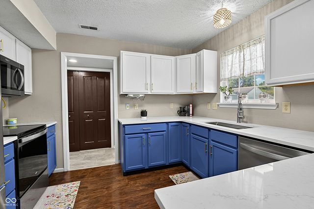 19406 Rocky Beach Drive, Noblesville, IN 46062