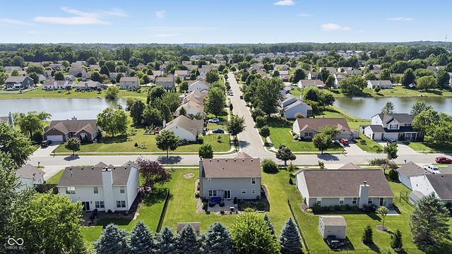 19406 Rocky Beach Drive, Noblesville, IN 46062