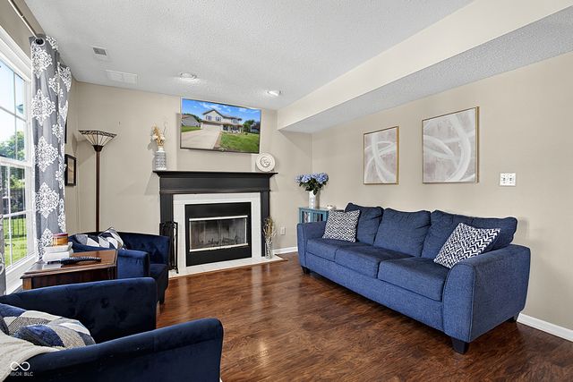 19406 Rocky Beach Drive, Noblesville, IN 46062
