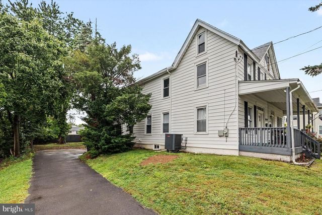 424 BELLEVUE AVE, Penndel, PA 19047