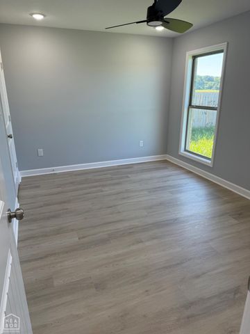 133 Redwood Drive, Bono, AR 72416