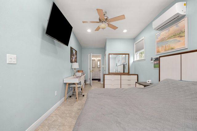 219 NE California Drive, Fort Walton Beach, FL 32548