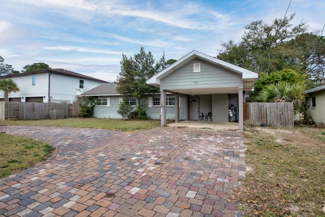 219 NE California Drive, Fort Walton Beach, FL 32548