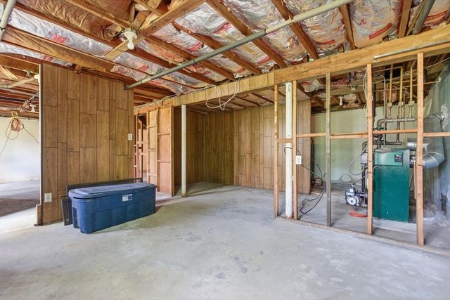 3 Juniper St, Burlington, MA 01803