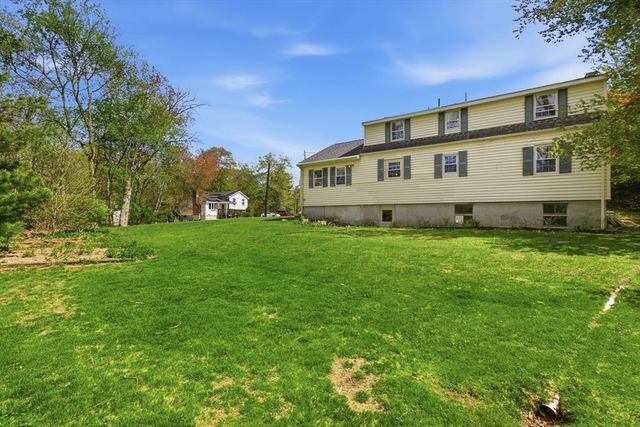 3 Juniper St, Burlington, MA 01803