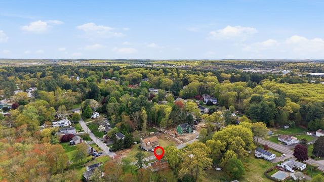 3 Juniper St, Burlington, MA 01803