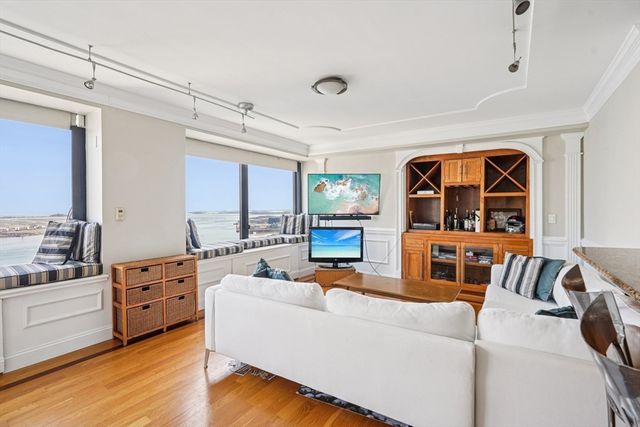 65 East India Row PHE, Boston, MA 02110