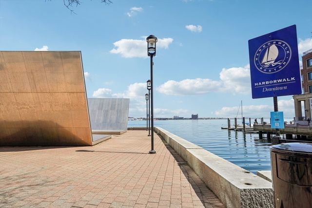 65 East India Row PHE, Boston, MA 02110