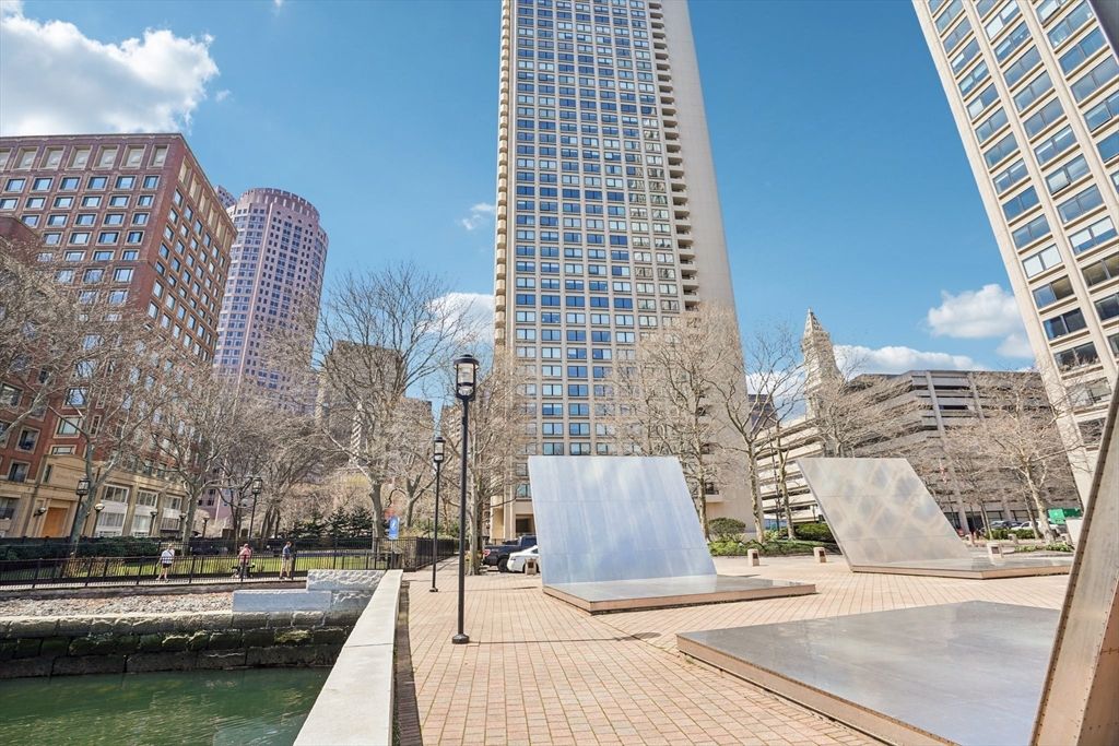 65 East India Row PHE, Boston, MA 02110