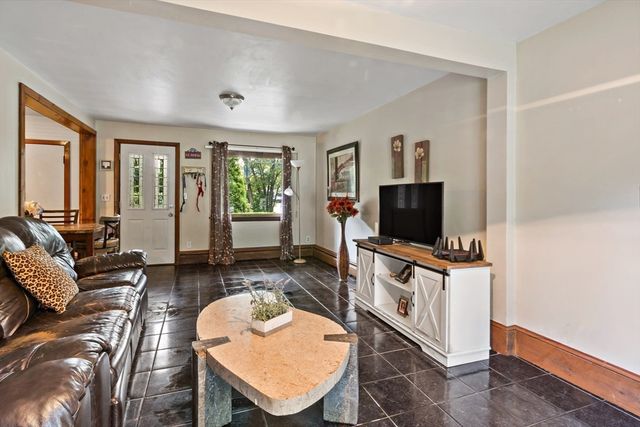 16 Martin Street, Rehoboth, MA 02769