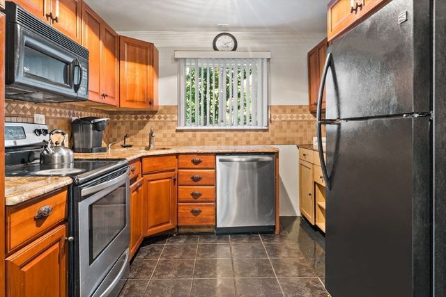 16 Martin Street, Rehoboth, MA 02769