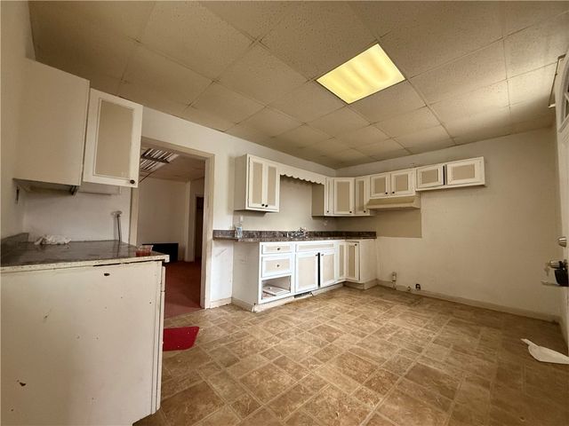 311 E Reynolds St, New Castle, PA 16101