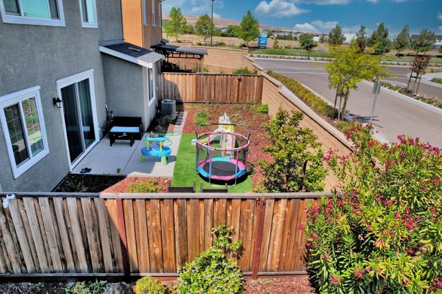 1931 Everest Pl, Tracy, CA 95377