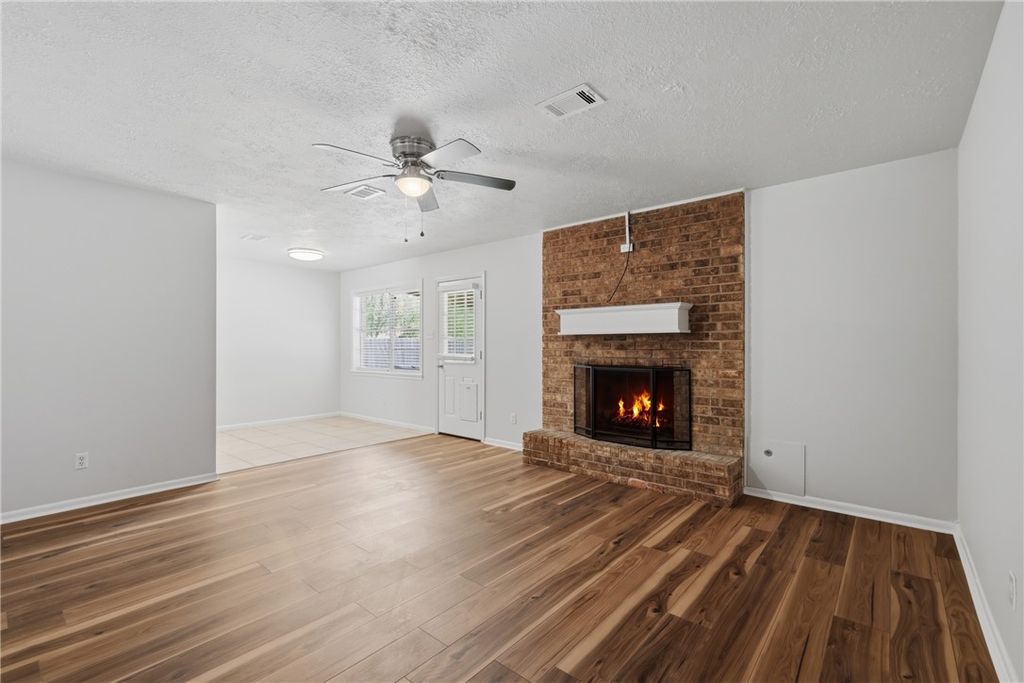 1504 Austin Avenue, College Station, TX 77845 — photo 4