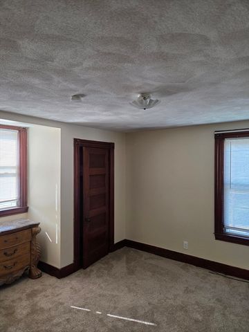 397 Crescent 2, Waltham, MA 02453