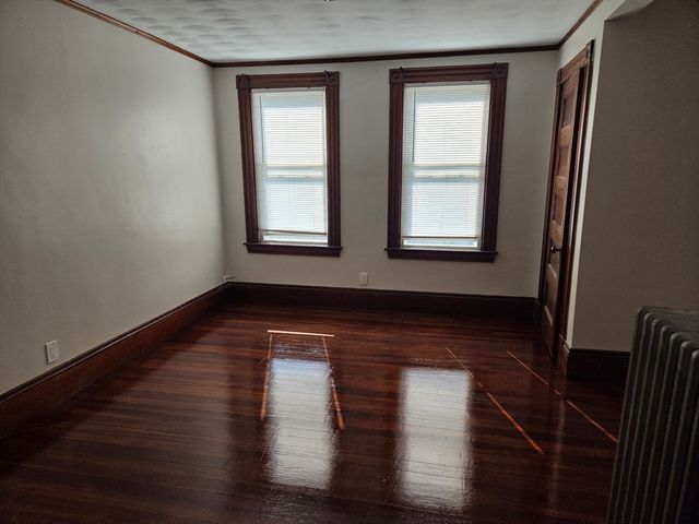 397 Crescent 2, Waltham, MA 02453