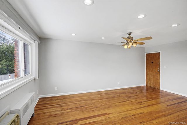 355 Route 111 23, Smithtown, NY 11787