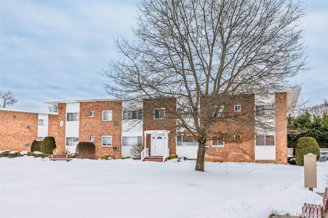 355 Route 111 23, Smithtown, NY 11787